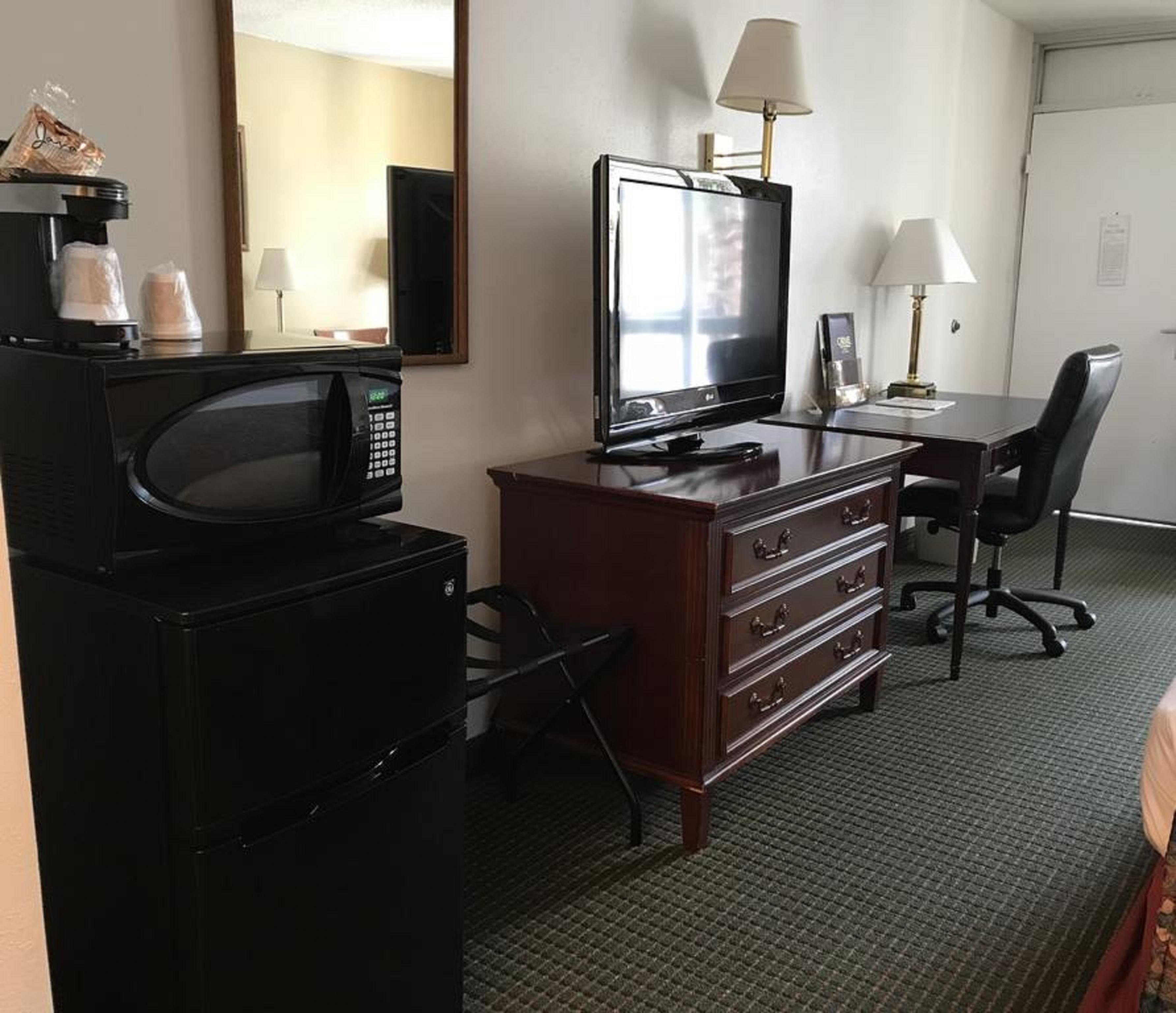 Carmel Inn And Suites Тибодо Экстерьер фото