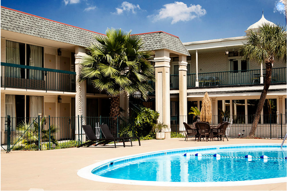 Carmel Inn And Suites Тибодо Экстерьер фото
